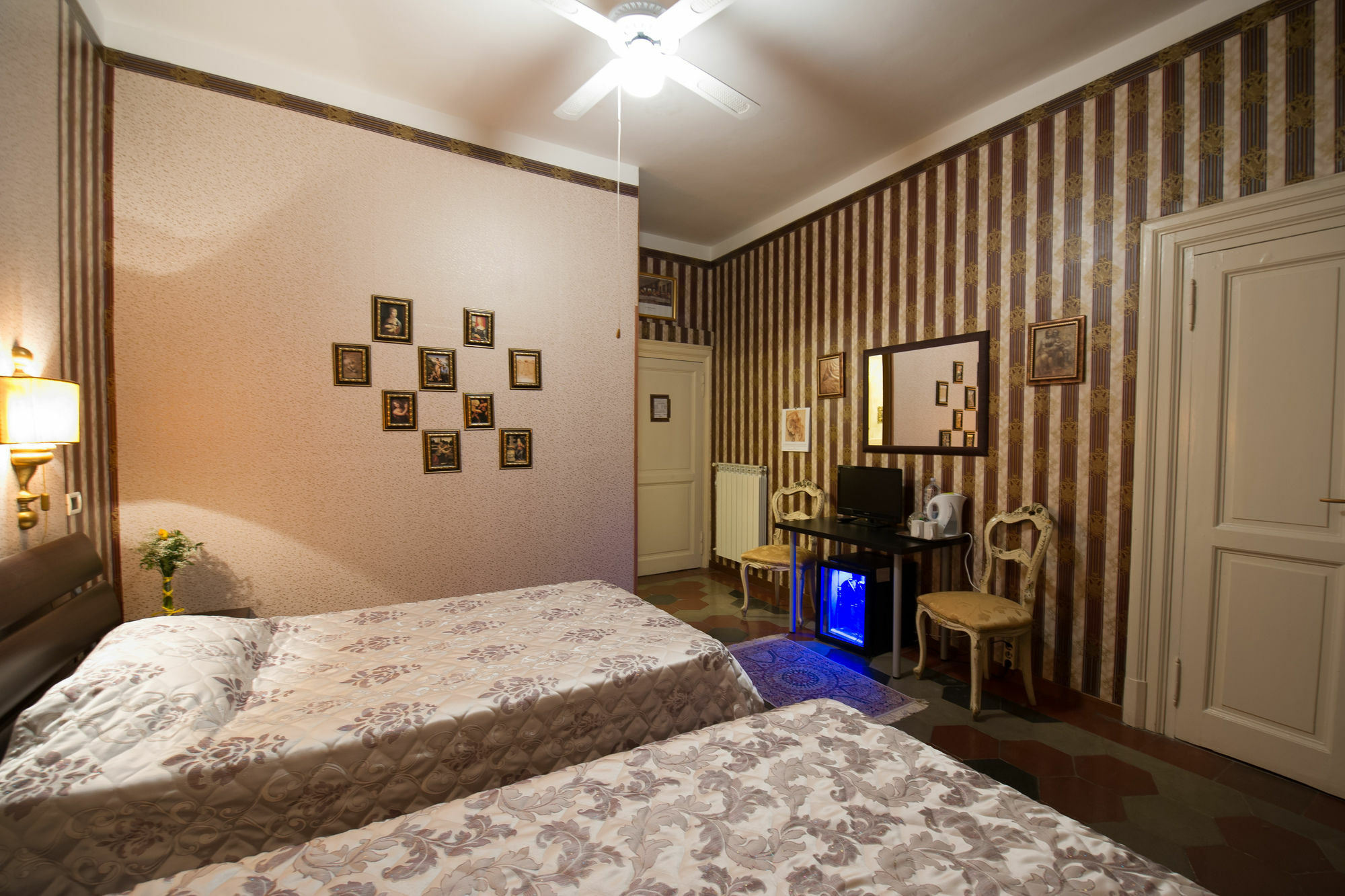 Art Domus Reale Bed & Breakfast Rome Exterior photo